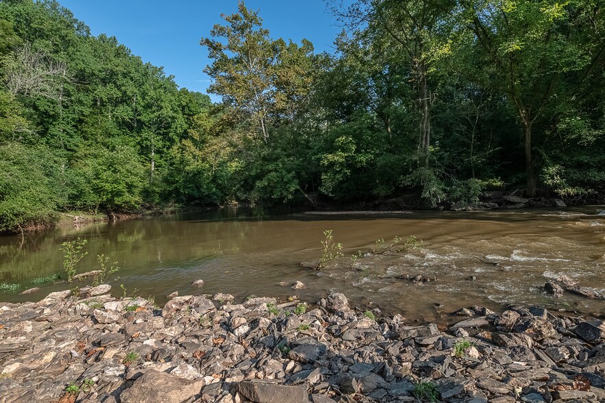 More Photos Of 8751 Birmingham Dr, Manassas Park Land For Sale