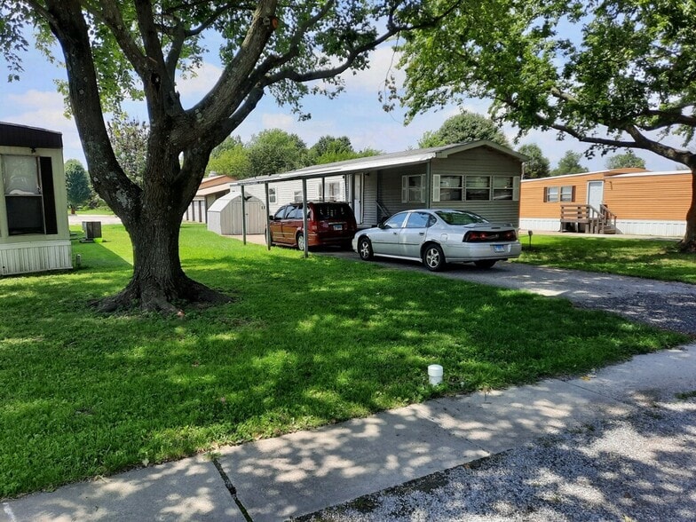 More Photos Of 321 N All Seasons Rd, Geff Manufactured Housing Mobile Home Park For Sale