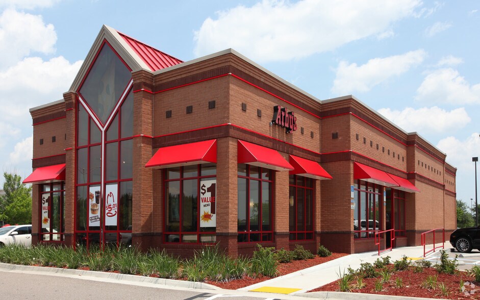 Primary Photo Of 10206 River Marsh Dr, Jacksonville General Retail For Sale