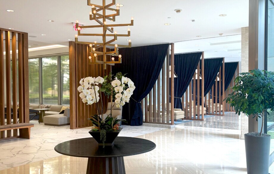 More Photos Of 3040 Post Oak Blvd, Houston Office For Lease