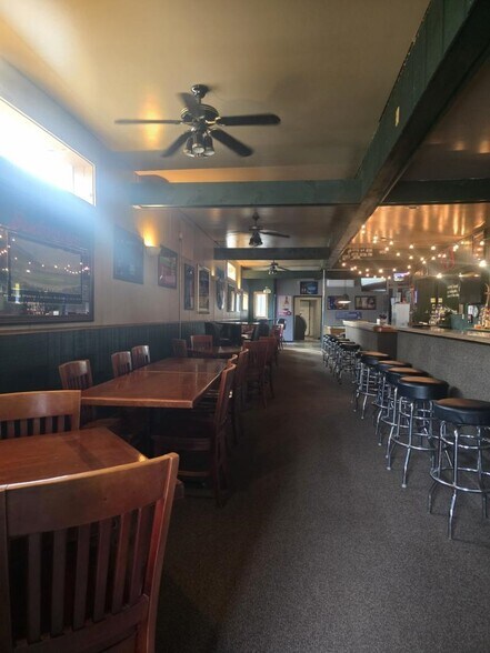 More Photos Of 6448 Main St, Cass City Bar For Sale