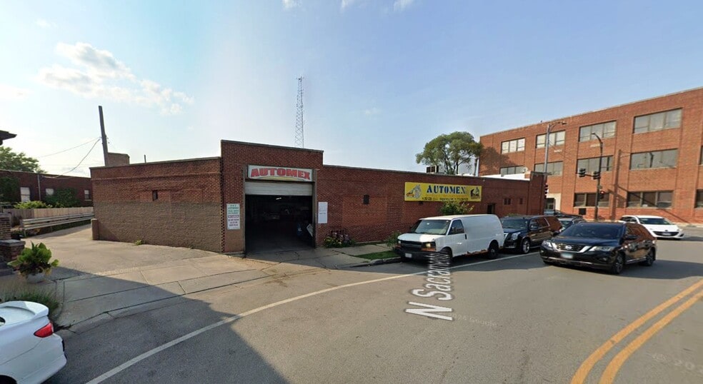 More Photos Of 3350 N Elston Ave, Chicago Warehouse For Lease