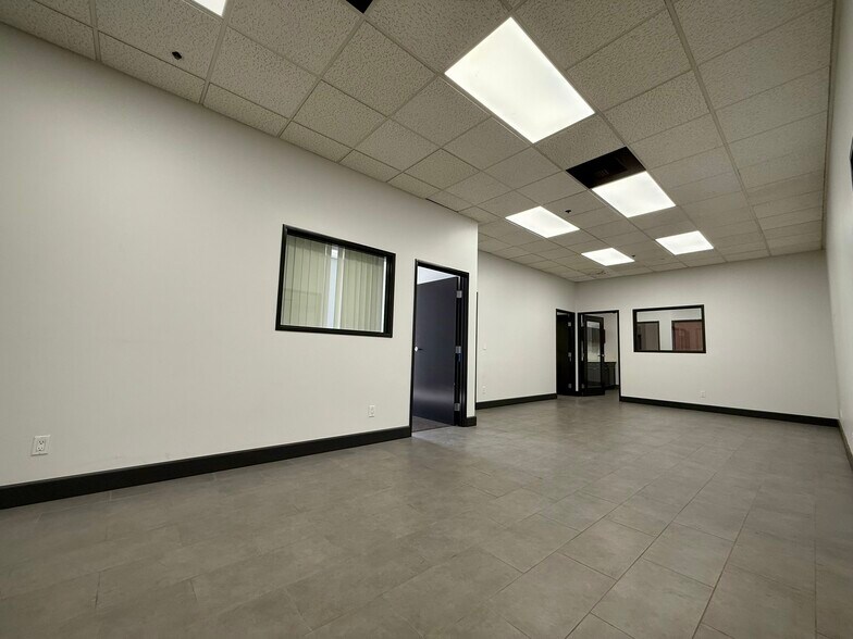 More Photos Of 5549 Brooks St, Montclair Warehouse For Lease