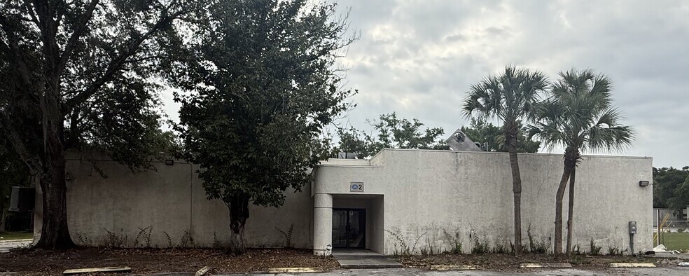 More Photos Of 7725 N Orange Blossom Trl, Orlando Warehouse For Sale