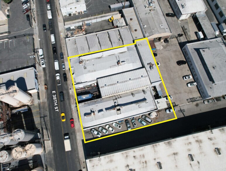 More Photos Of 2334-2344 E 38th St, Vernon Warehouse For Lease