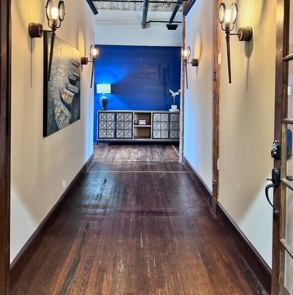 More Photos Of 554 W Main St, Buford Office For Lease
