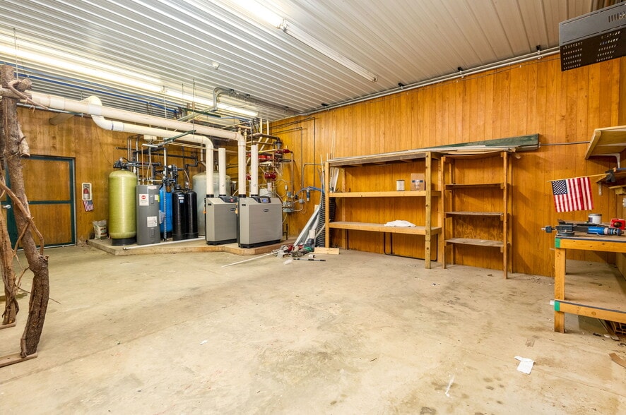 More Photos Of 12298 Croton Rd, Croton Specialty For Sale