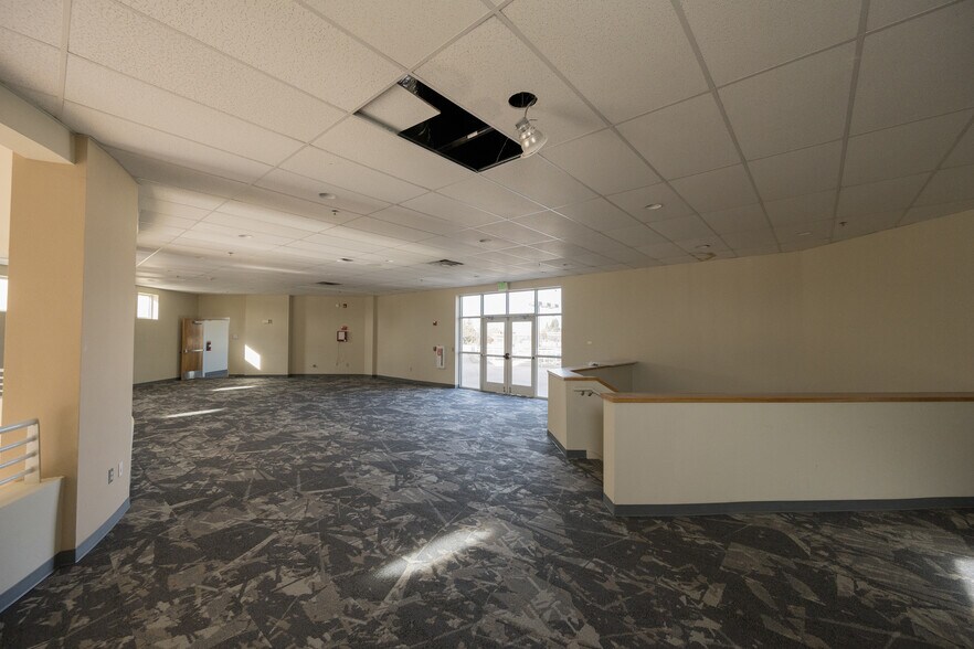 More Photos Of 1600 Saint Michaels Dr, Santa Fe Unknown For Lease