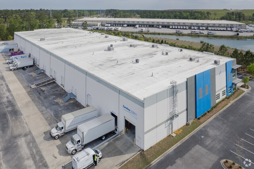 More Photos Of 8351 Palmetto Commerce Pky, Ladson Warehouse For Lease