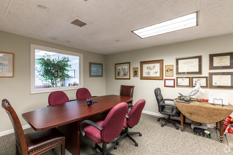 More Photos Of 19 Halls Rd, Old Lyme General Retail For Sale