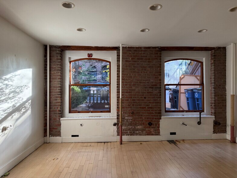 More Photos Of 15 Pierrepont St, Brooklyn Apartments For Lease