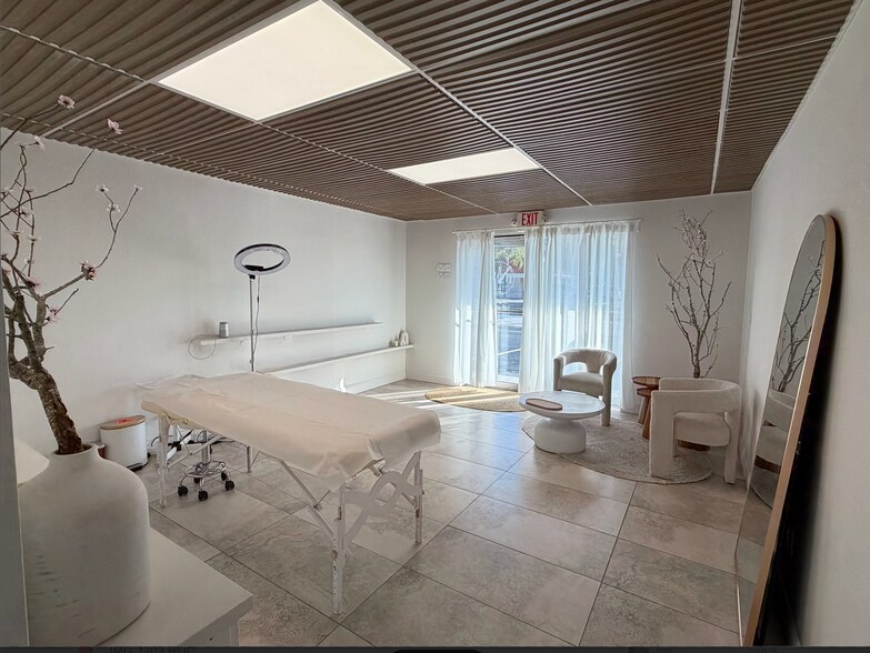 More Photos Of 3227-3233 W Cypress St, Tampa Storefront Retail Residential For Lease