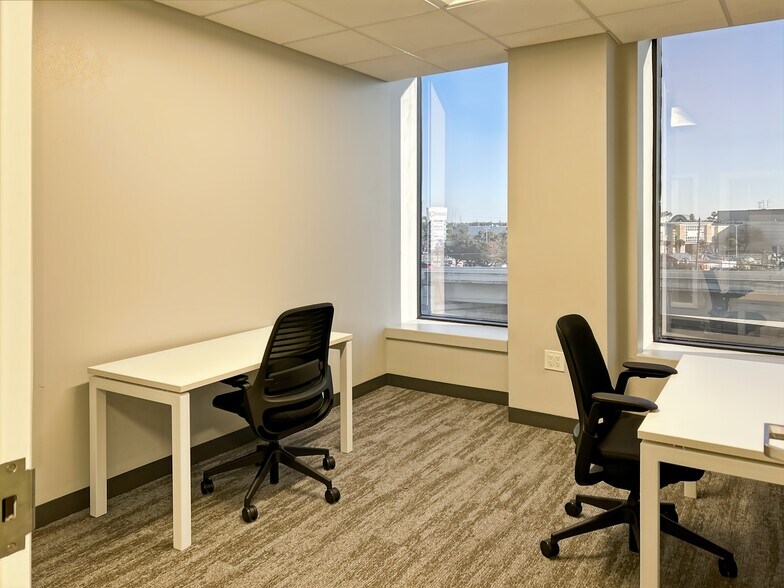 More Photos Of 2536 Countryside Blvd, Clearwater Coworking Space