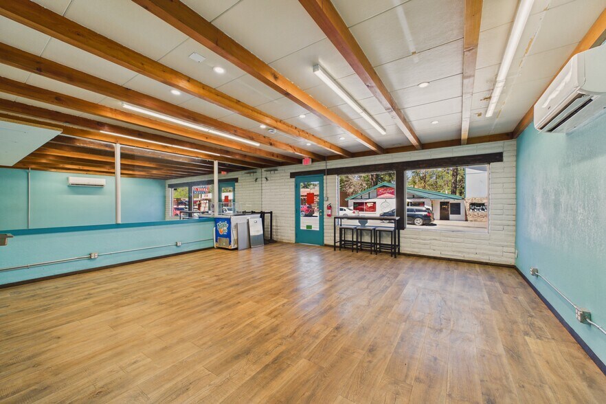 More Photos Of 2525 Sudderth Dr, Ruidoso General Retail For Sale