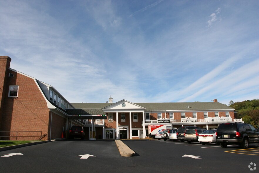 More Photos Of 805-845 Franklin Lakes Rd, Franklin Lakes Unknown For Lease