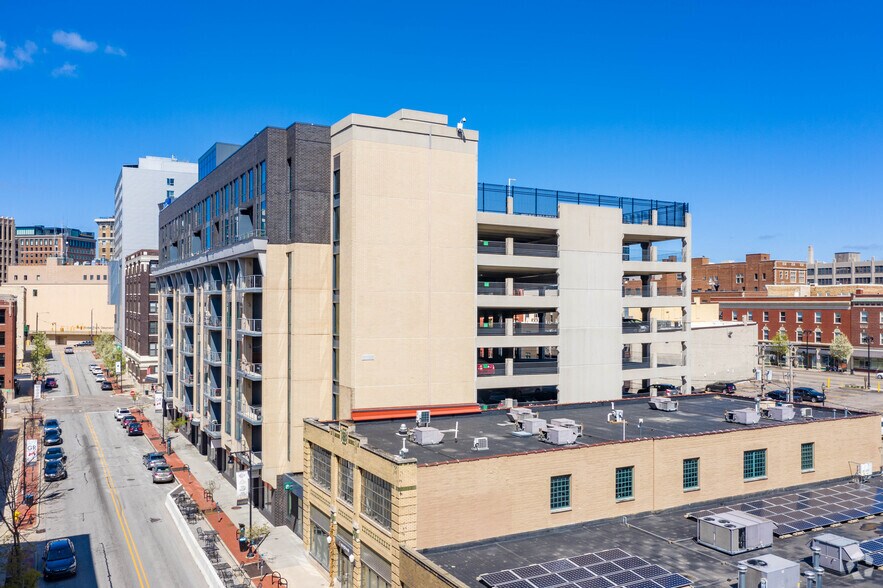 More Photos Of 38 SW Commerce Ave, Grand Rapids Office For Lease