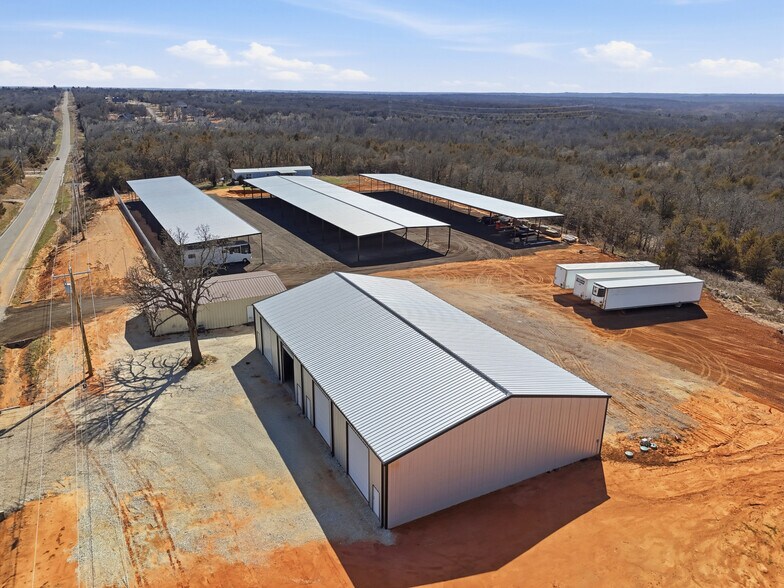 More Photos Of 15401 S Peebly Rd, Newalla Warehouse For Lease