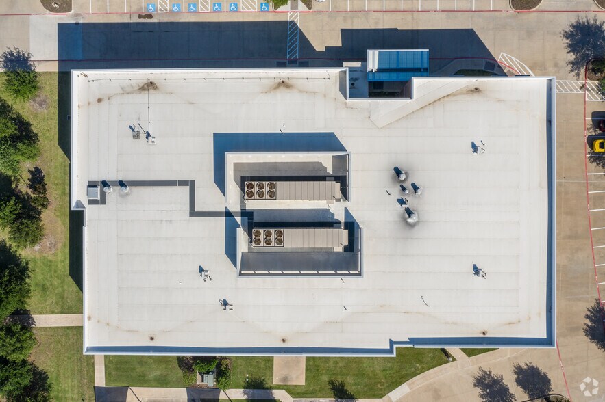 More Photos Of 341 Wheatfield Dr, Sunnyvale Medical For Lease