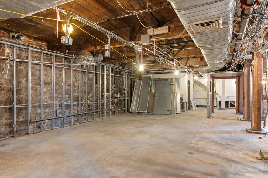 More Photos Of 65 Water St, Worcester Loft Creative Space For Sale