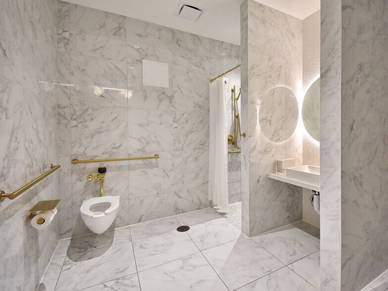 More Photos Of 701 Brazos St, Austin Office For Lease