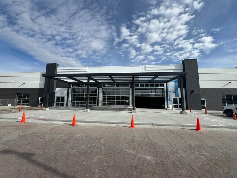 More Photos Of 2450 Oddie Blvd, Sparks Storefront Retail Office For Lease