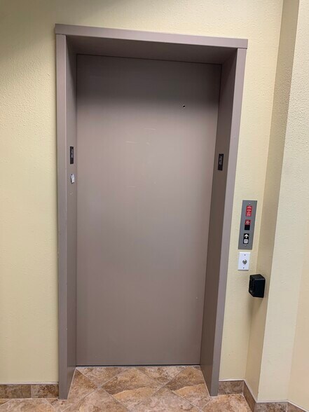 More Photos Of 2205 Forest Ave, Two Rivers Office Residential For Sale