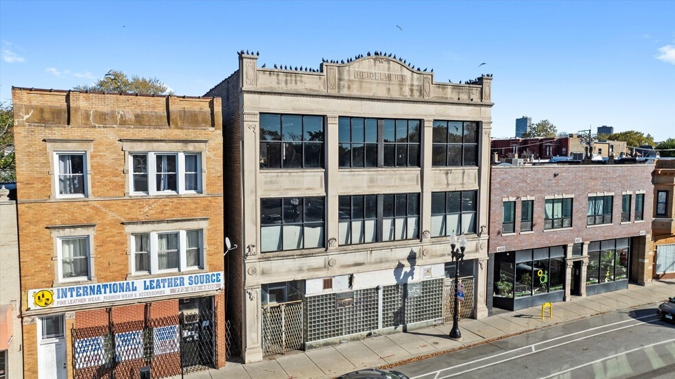 More Photos Of 4611-4613 N Clark St, Chicago Storefront Retail Office For Sale