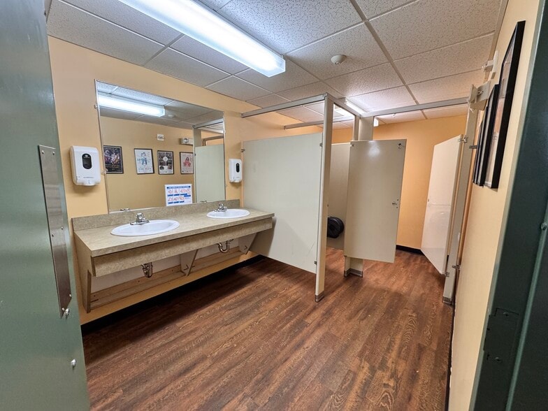 More Photos Of 339 Central Ave, Albany Theater Concert Hall For Sale