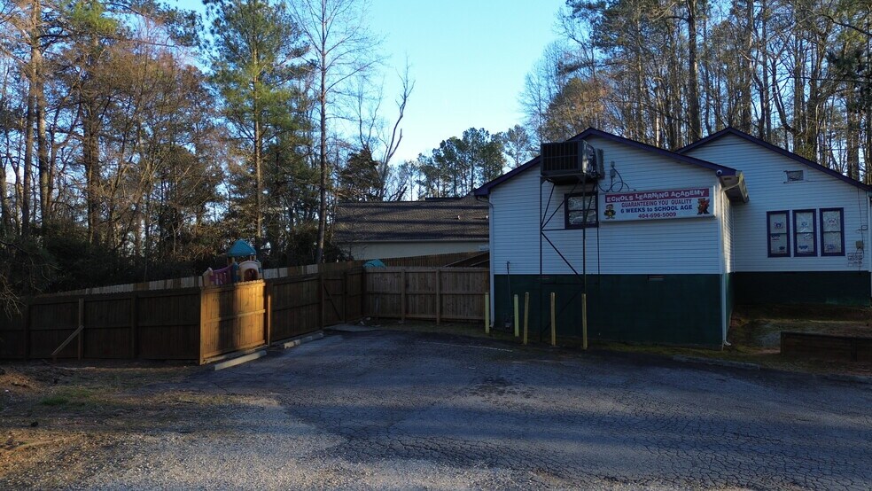 More Photos Of 3900 Bakers Ferry Rd SW, Atlanta Daycare Center For Sale