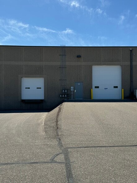 More Photos Of 14608 Felton Ct, Apple Valley Warehouse For Lease