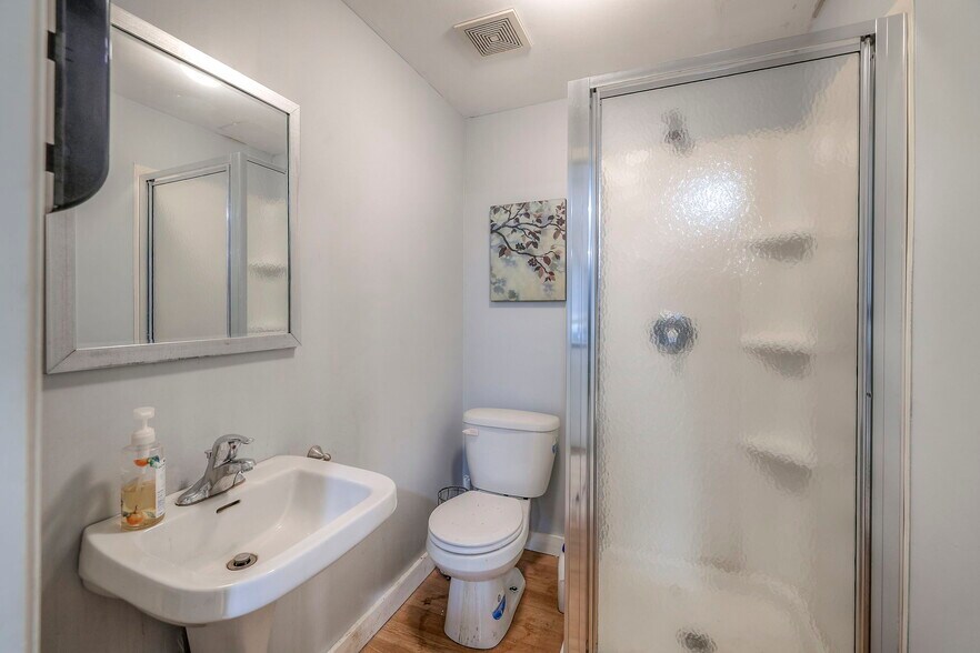 More Photos Of 17321 County Road 41, Archie Manufacturing For Sale