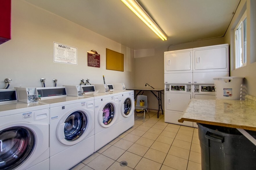 More Photos Of 330 N Juniper St, Escondido Apartments For Sale