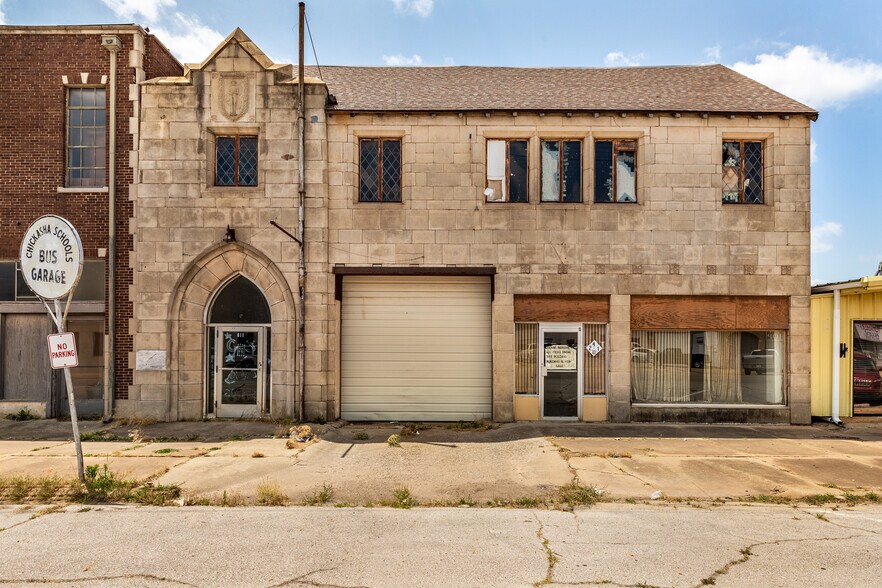 More Photos Of 611-613 W Chickasha Ave, Chickasha Storefront Retail Office For Lease