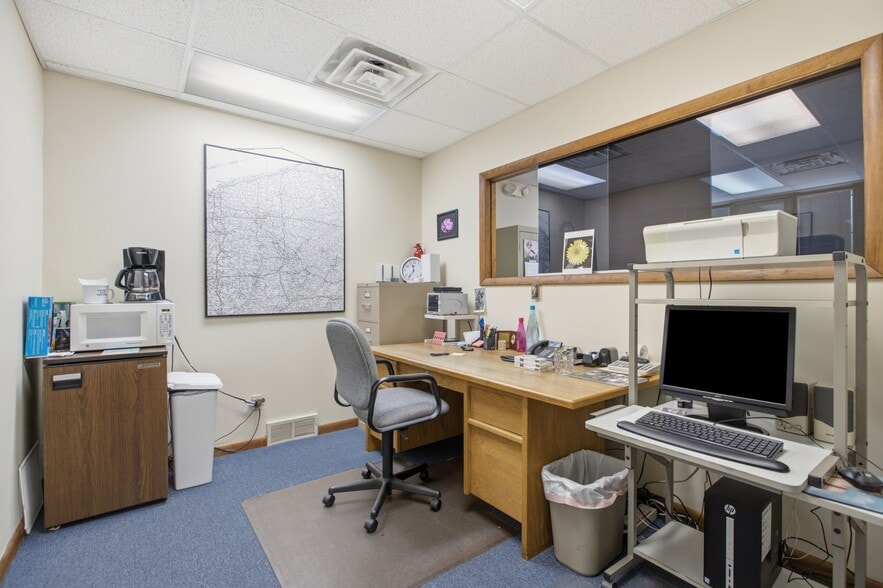 More Photos Of 3519 Bigelow Blvd, Pittsburgh Office For Sale