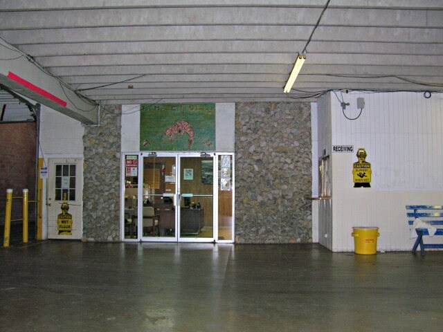 More Photos Of 6665 E 14th St, Brownsville Refrigeration Cold Storage For Sale