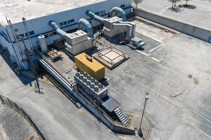 More Photos Of 7000 San Pedro Ave, San Antonio Office For Sale