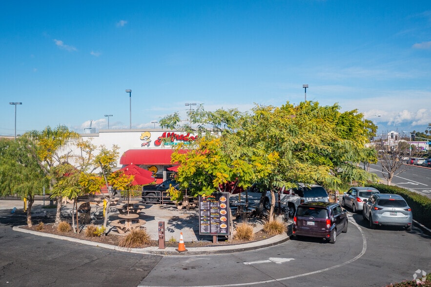 More Photos Of 6801-7131 Eastern Ave, Bell Gardens Unknown For Lease