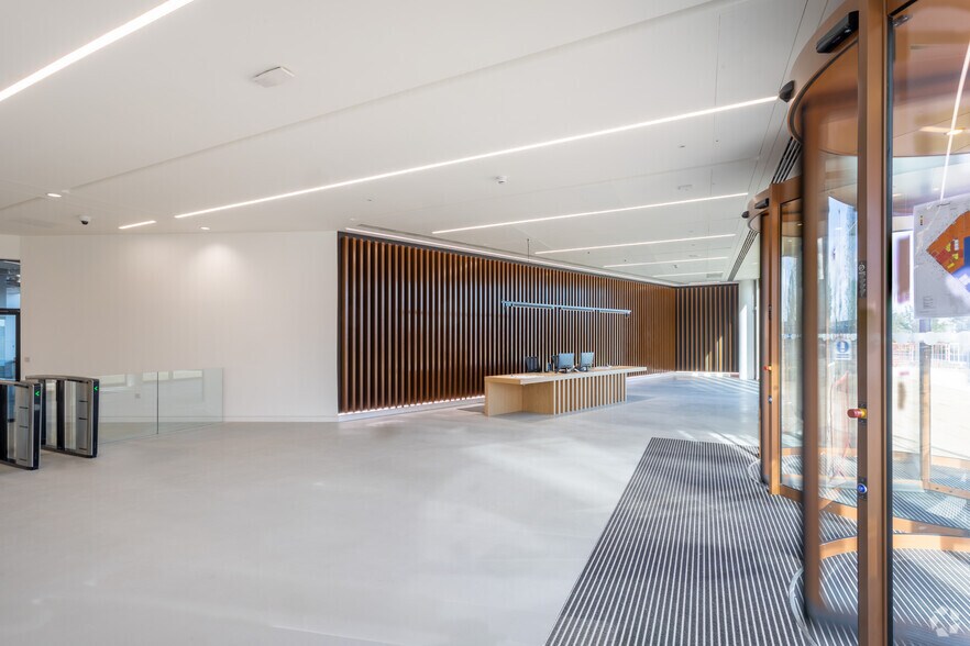 More Photos Of One Cambridge Square, Cambridge Coworking Space