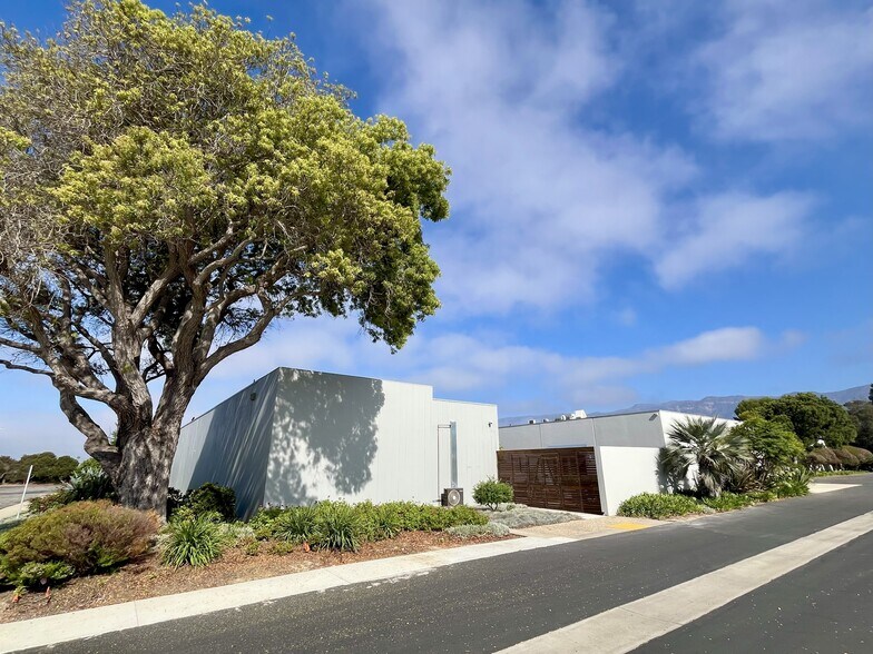 More Photos Of 6395 Cindy Ln, Carpinteria Manufacturing For Lease