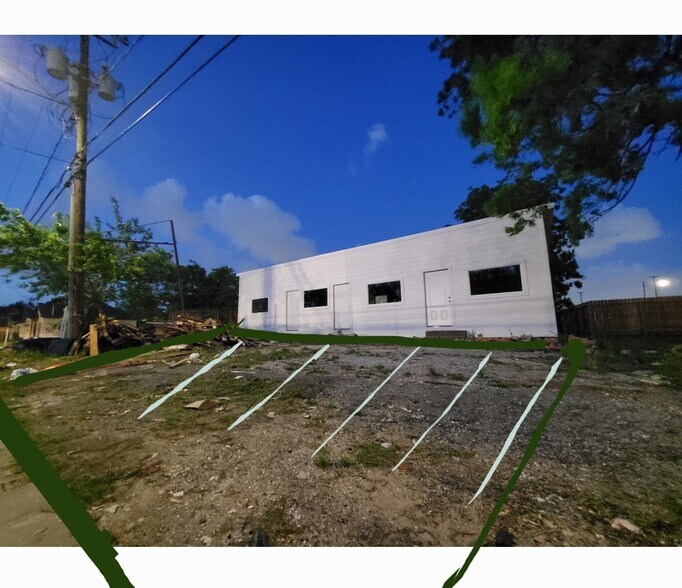 More Photos Of 2806 Erastus St, Houston Storefront Retail Office For Sale