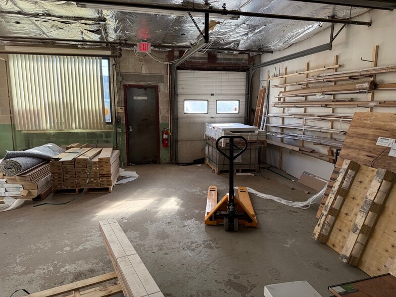 More Photos Of 26 Fitch St, Norwalk Warehouse For Lease