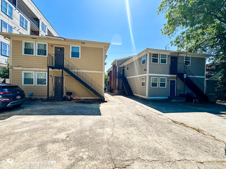 More Photos Of 516 NE Boulevard, Atlanta Apartments For Sale