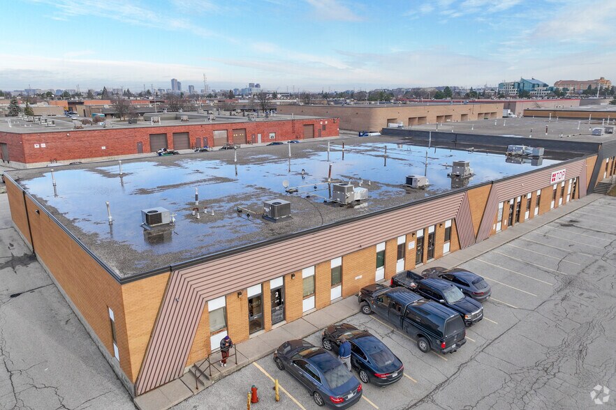 More Photos Of 150 Ferrier St, Markham Light Distribution For Lease