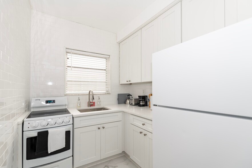 More Photos Of 545 Michigan Ave, Miami Beach Apartments For Sale