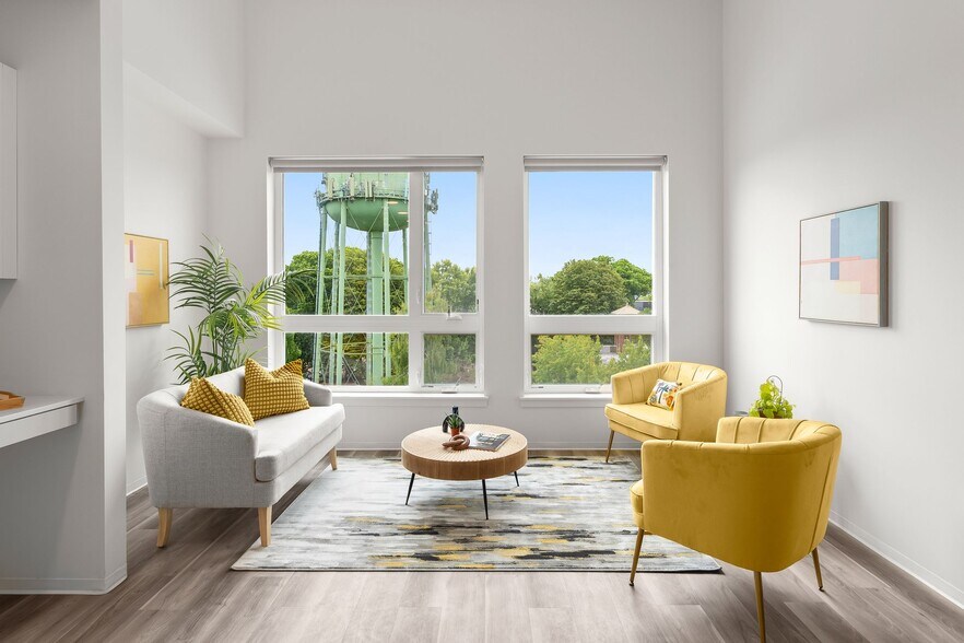 More Photos Of 5460 N Interstate Ave, Portland Apartments For Lease