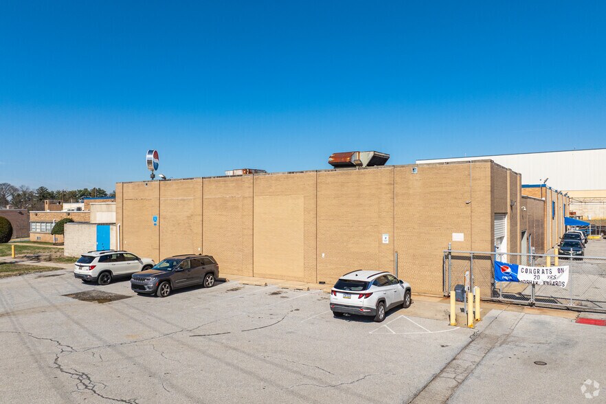 More Photos Of 3505 Governor Printz Blvd, Wilmington Manufacturing For Lease