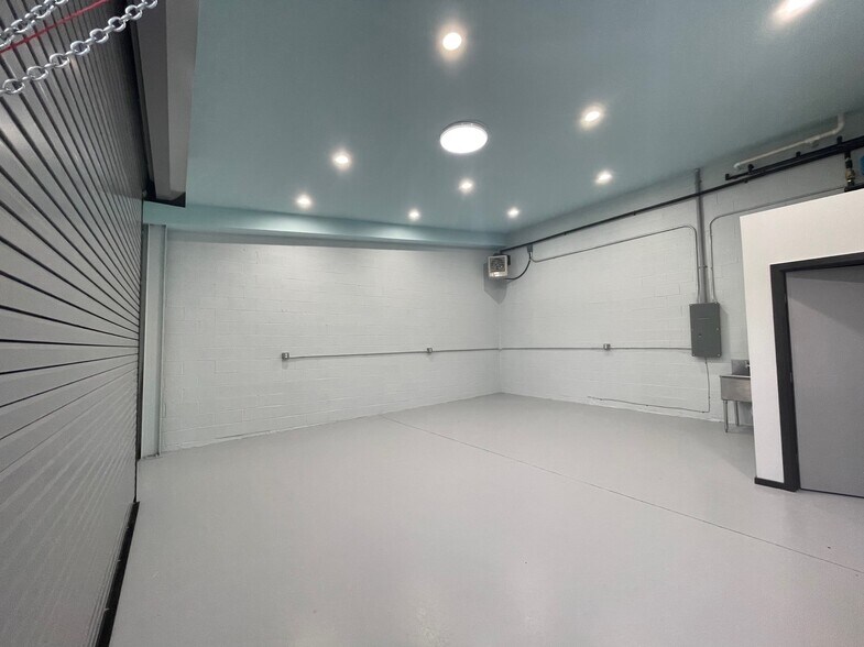 More Photos Of 2714 Mathews St, Baltimore Warehouse For Lease