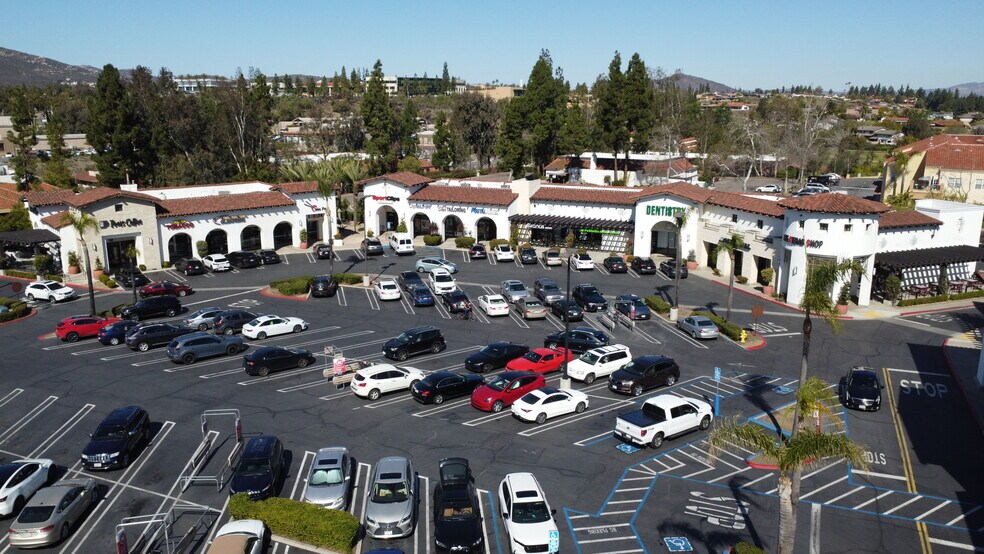 More Photos Of 11986 Bernardo Plaza Dr, San Diego Unknown For Lease