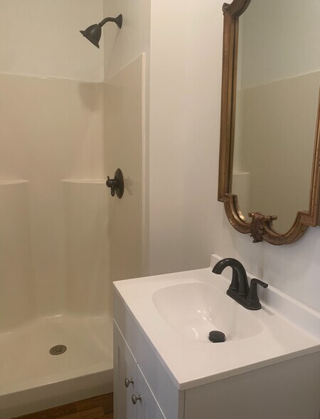 More Photos Of 640 Russell St, Covington Storefront Retail Office For Sale