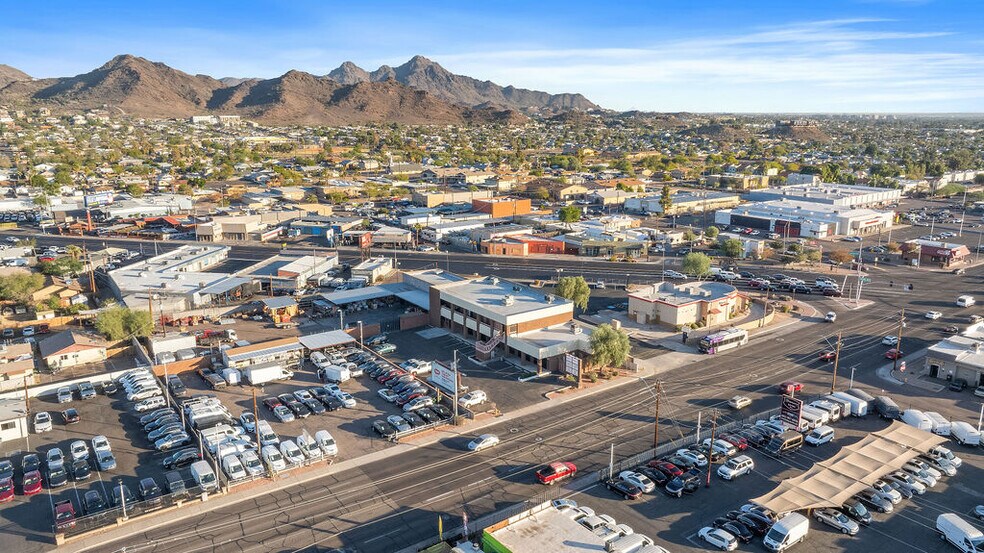 More Photos Of 9119 N 7th St, Phoenix Office For Lease